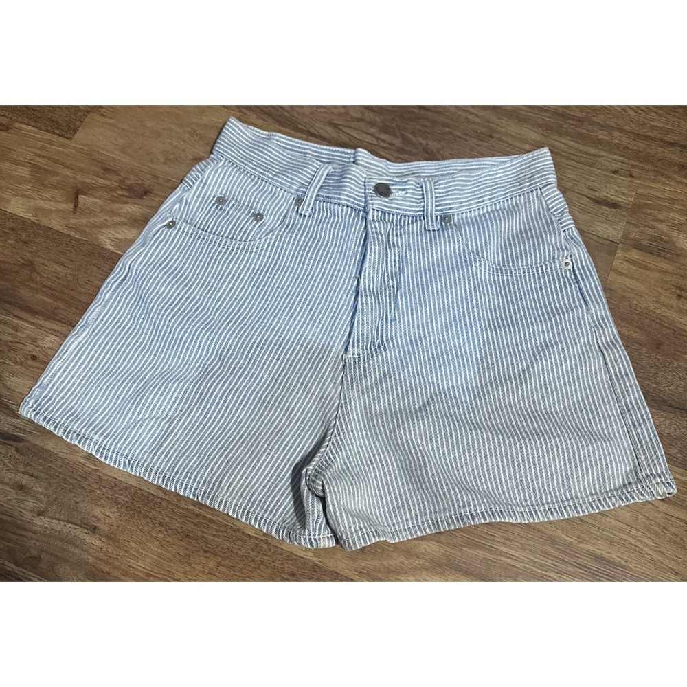 Vintage Early Paris Blues Light Striped  Denim Jean Shorts Size 7  Made In USA